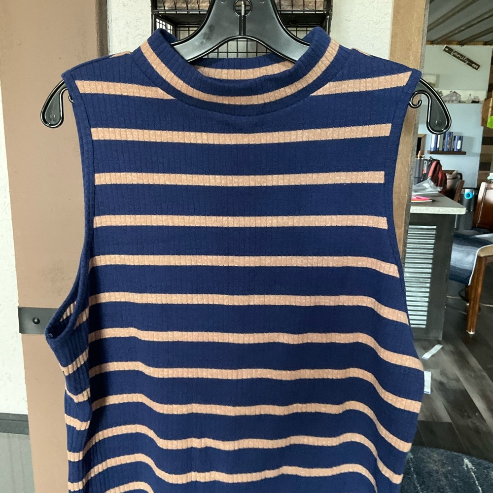 Sonoma Navy and Tan Striped Sleeveless Mock Neck Tank